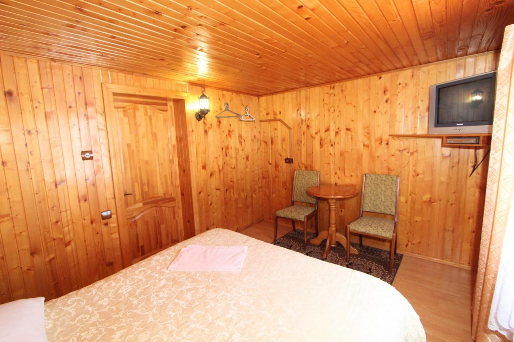 Карпатська Полонина Apartment Yaremche Exterior photo